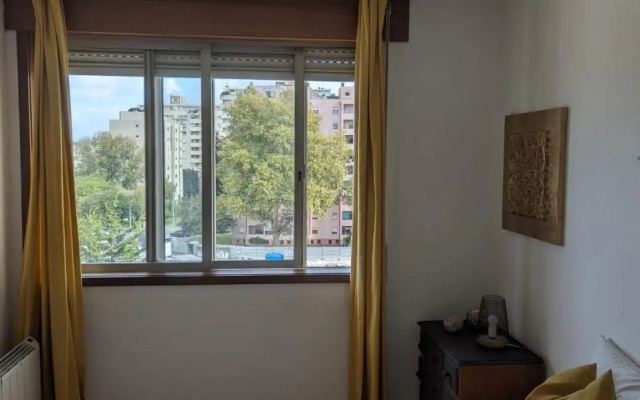 Pine Tree Apartment