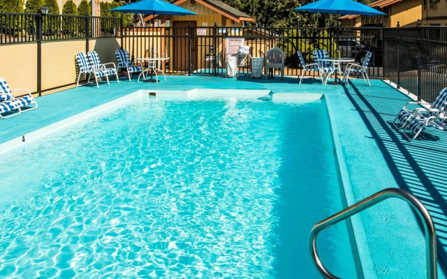 Coachman Inn