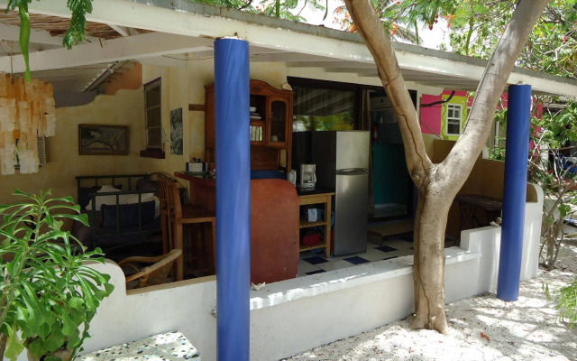 Beach House Aruba Apartments