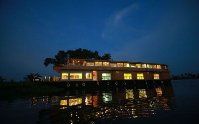 Kerala Vacation Houseboat