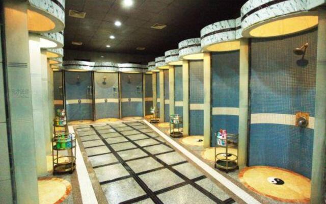 Dongfang Hotel