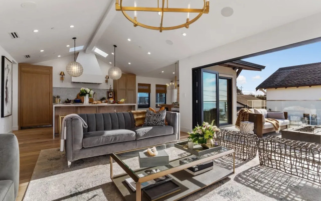 Ocean Whispers 4 Bedroom Home