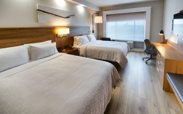 Holiday Inn Express & Suites Trois Rivieres Ouest by IHG