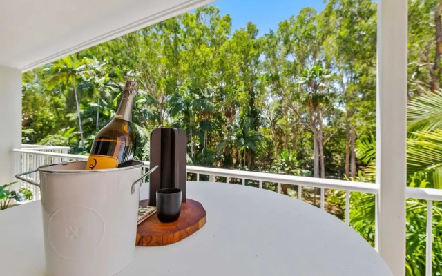Melaleuca Hideaway - Beach Pool Free Parking