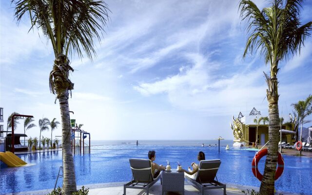 Harman Resort Hotel Sanya
