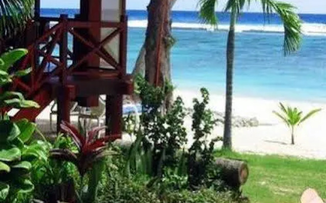 Raina Lagoon Villas