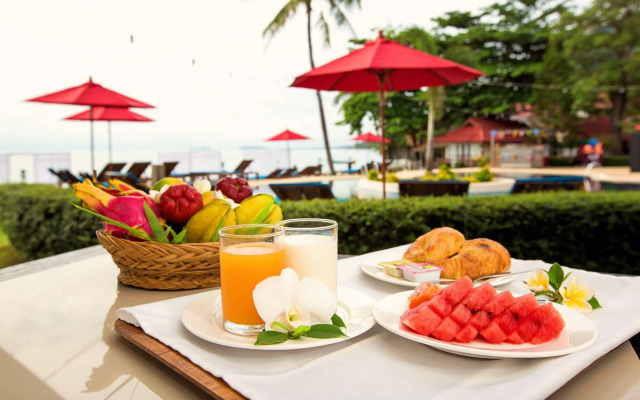 Buri Beach Resort