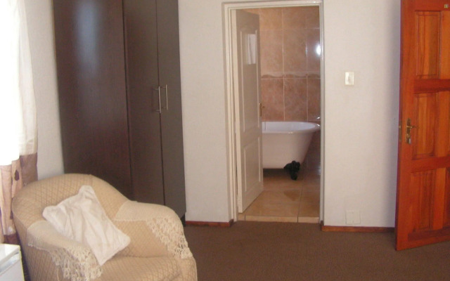 Moshitametsi Guesthouse