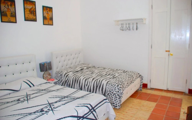 Kenia Colonial House