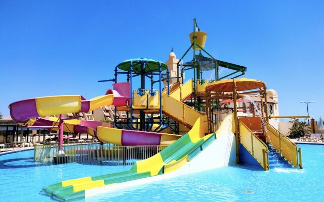 Marseilia Aqua Park Alam Al Roum