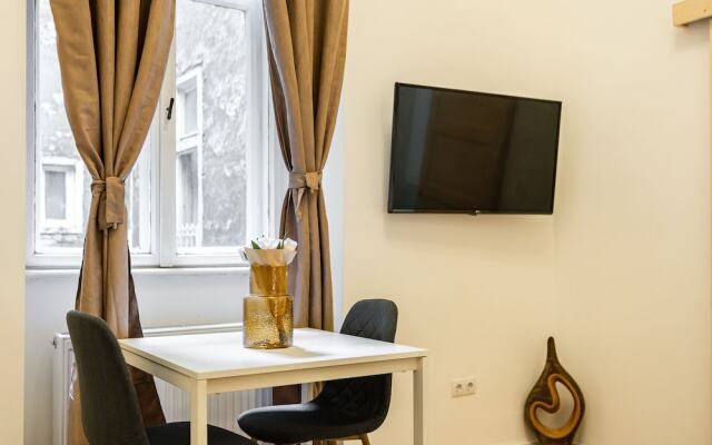 Venus Apartments - Keleti III