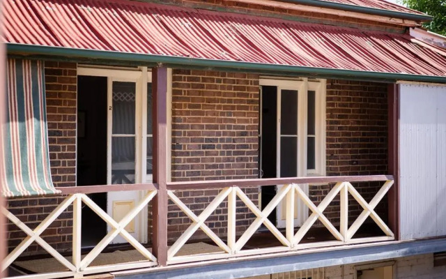 The Fed and Bed Temora