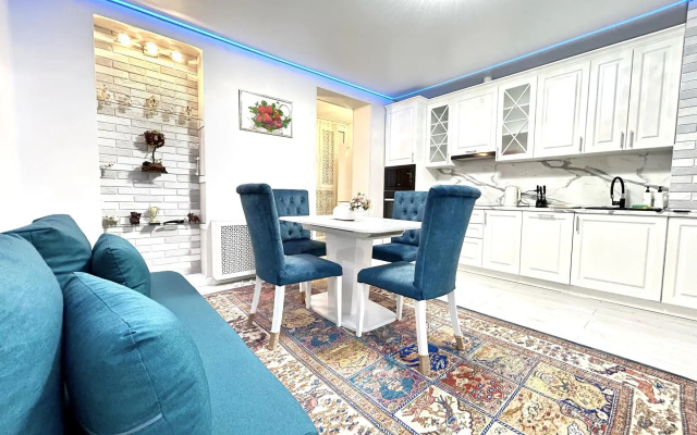 Апартаменты Четыре Сезона мкрн. Дружба 5/4