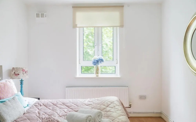3-bedroom Apartment in Kensington