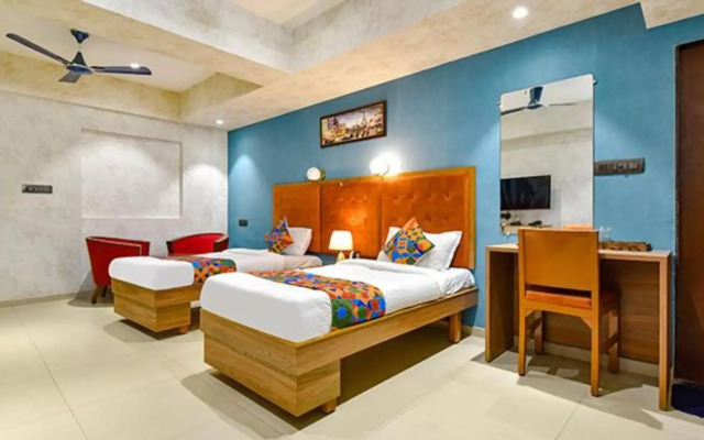 Collection O 88939 Siddharth Corporate