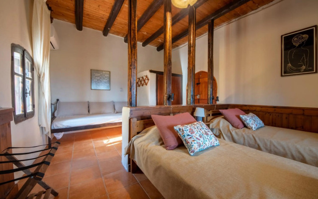 Anna-Malai Traditional Cretan Villa