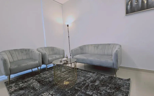 104 NIC - 403 Stay Cosmo City Suite