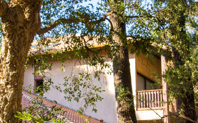 Résidence Hôtelière les Acanthes