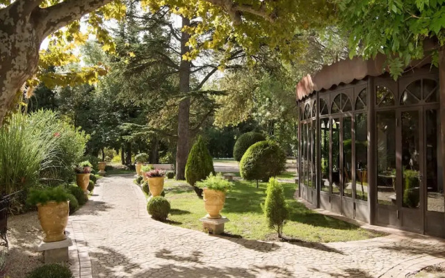 Charming Mas Provencal With Swimming Pool