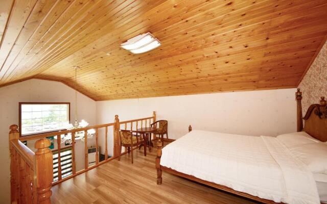 Yangyang Amigas Pension