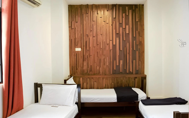The Explorers Guesthouse and Hostel – Guest Rooms – Kuala Lumpur
