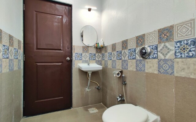 Golden Chariot Hotel Daman