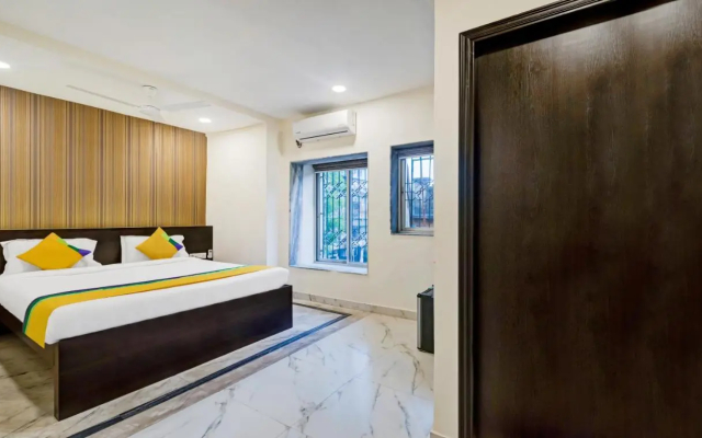 Itsy Hotels Neeranand Plaza, Bhawanipur