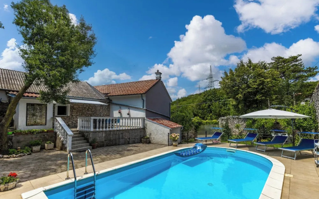 Holiday Home Meja Private Pool
