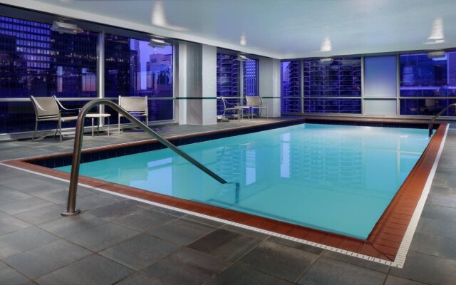 Springhill Suites by Marriott Chicago Downtown/ River North