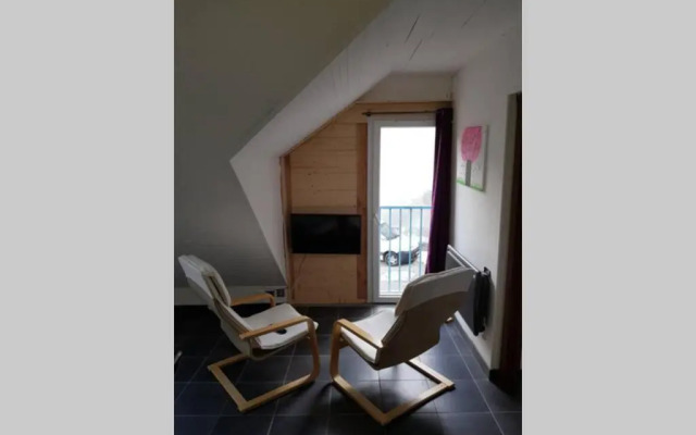 ST LARY-VIGNEC Joli petit appartement idéalament situé