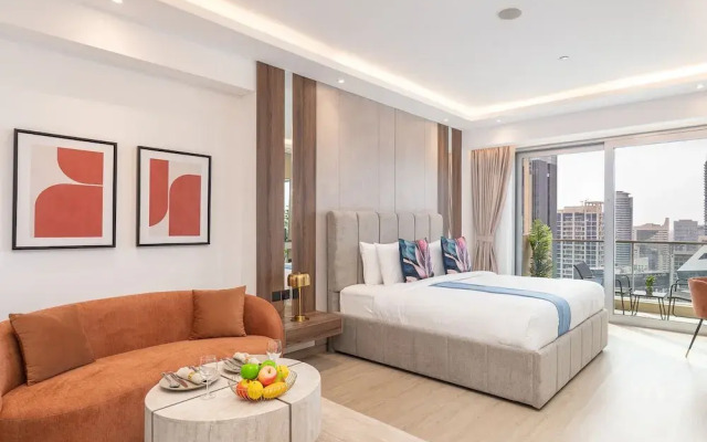 JW Marriott Marina Mall Access & Views