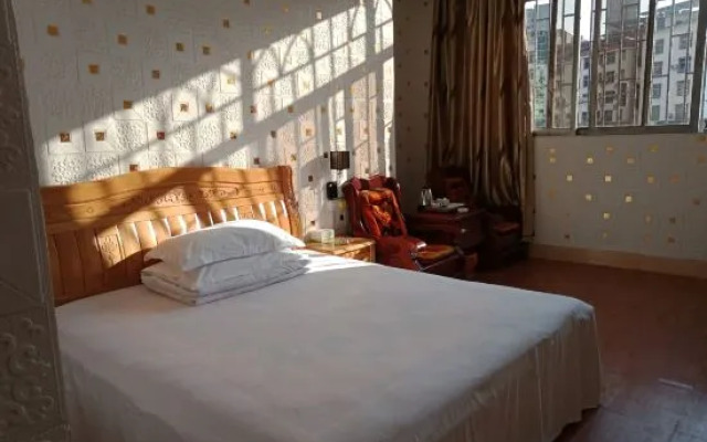 Longyan Hakka Tulou Hotel