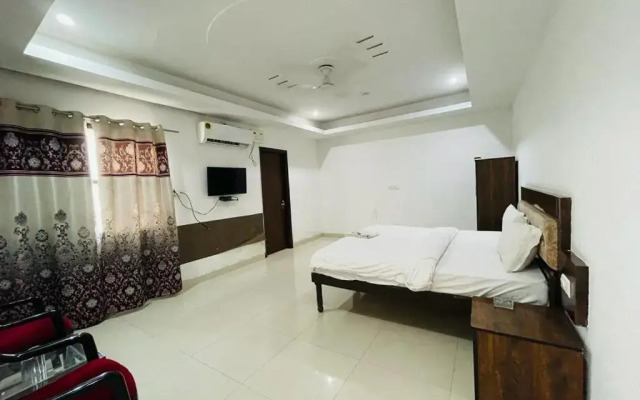 Oyo 63988 Hotel Dolphin