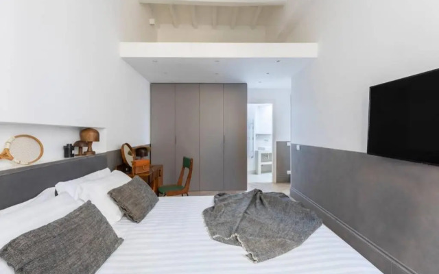 Via della Vetrina by Burghesius