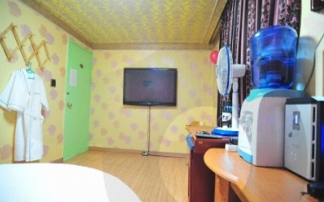Dongrae Oncheon Hotel