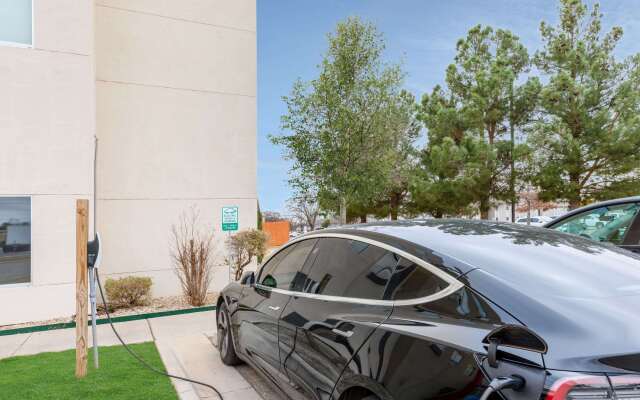 Hawthorn Suites by Wyndham Lubbock