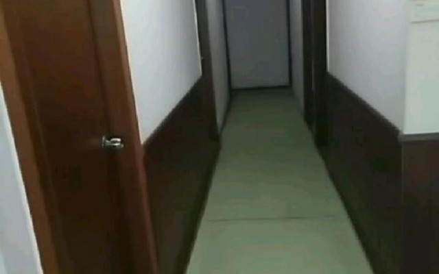 Huajing Hotel