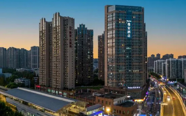 MayAnn Man'an Scenic Hotel (Wuhan Gutian Fourth Road) – Outside – Wuhan