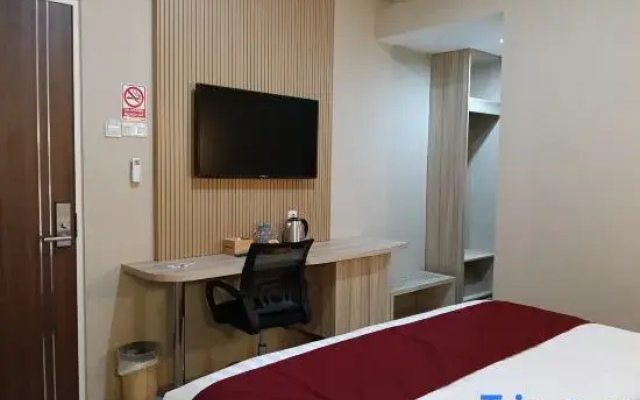 Sunflower Hotel Syariah Near Juanda