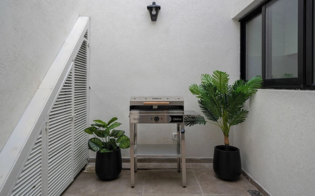 Fliphaus Serrano 1100