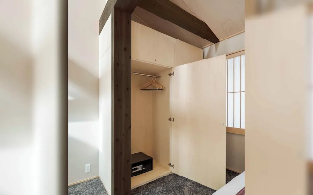 Hanasatomachi Machiya House