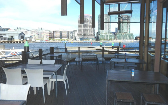 Docklands Private Collection of Apartments - NewQuay