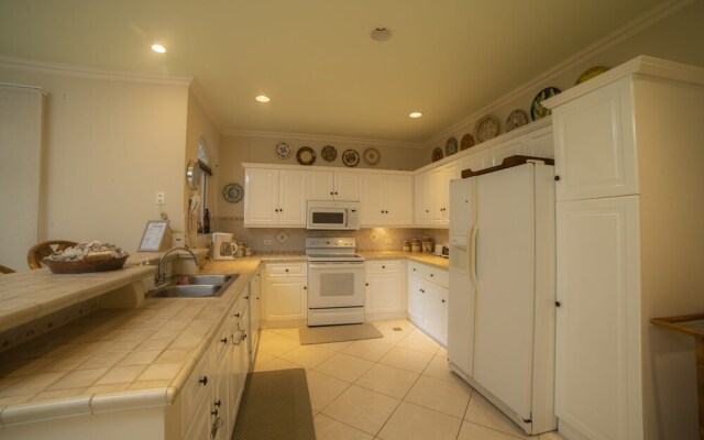 Colina 3F - 2 Bedr 2 Bath
