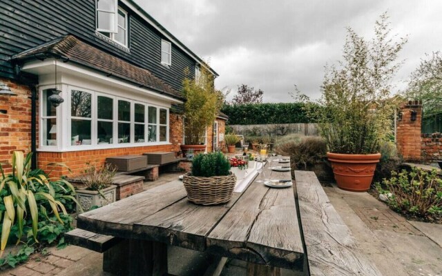 Lavender House - Peaceful Countryside Setting