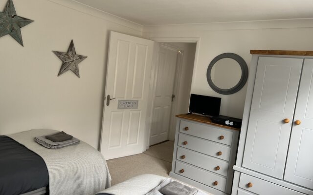 Bescot House, Bramble Hill, Bude, 4 bed det House