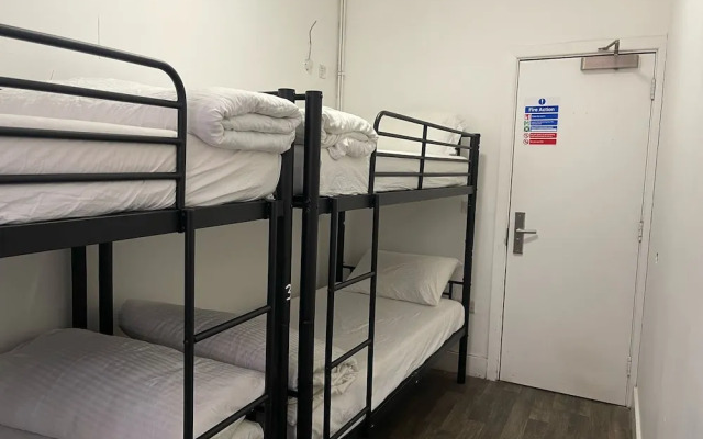 Rahman Hostel - Manchester