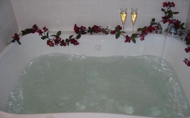 White Lilac Inn