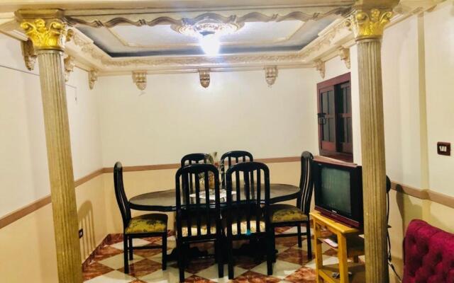 2 Bedroom Apt partial Sea View
