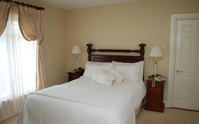The Shores Country House