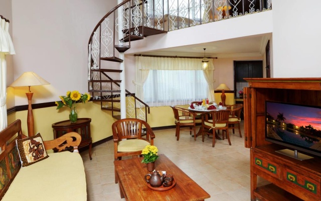 The Jayakarta Inn & Villas Cisarua Mountain Resort – Guest Rooms – Cisarua